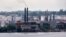 Vista de la refinería Ñico López, en La Habana. (Yamil Lage/AFP)