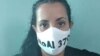 "No al 370", decían las 19 mascarillas protectoras que le decomisaron a Camila Acosta tras ser detenida en La Habana. 