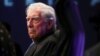 El Premio Nobel de Literatura, Mario Vargas Llosa, en la presentación de su libro "Tiempos Recios", en Madrid. (REUTERS/Sergio Perez)