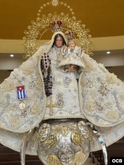 La imagen de la Virgen de la Caridad en la Ermita de Miami.