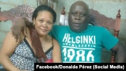 Donaida Pérez Paseiro junto a su esposo, el preso político Loreto Hernández. (Facebook/Donaida Pérez)