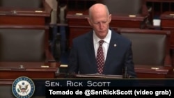 El senador republicano por la Florida, Rick Scott, presentó en la Cámara Alta la resolución que condena los horrores del socialismo.
